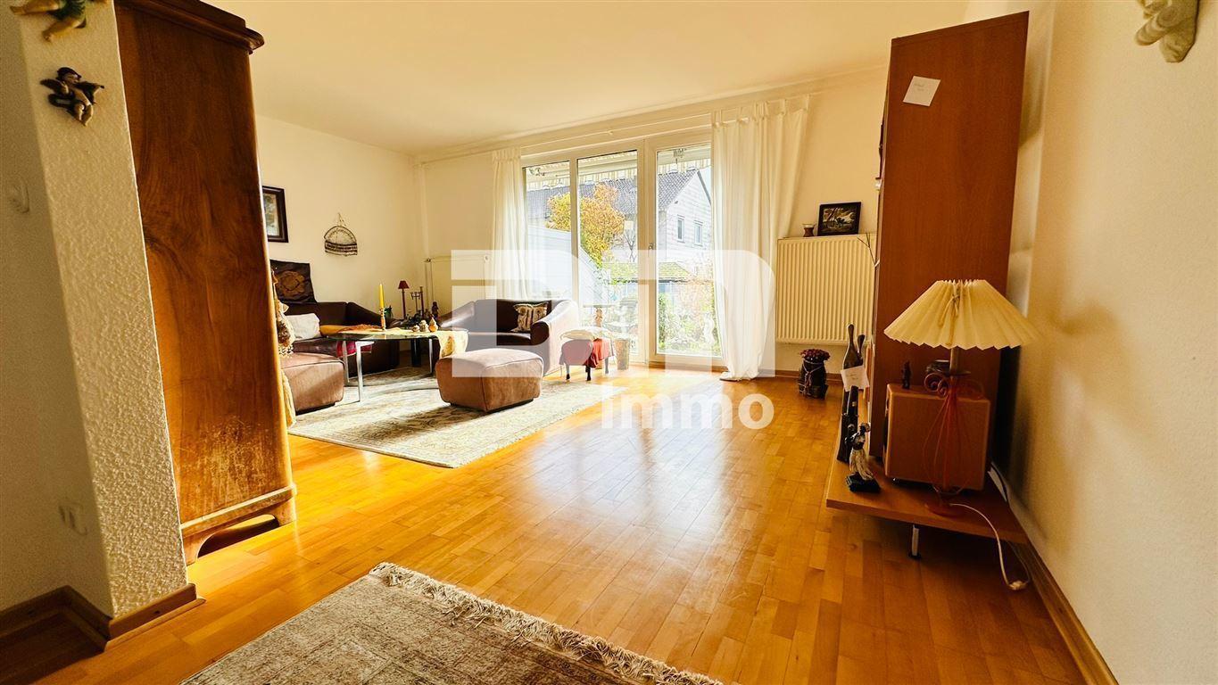 Wohnzimmer / Esszimmer / Zugang Terrasse EG