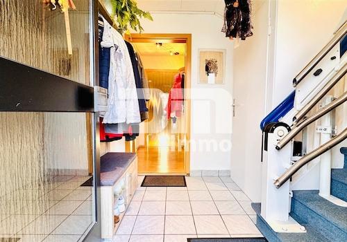 EG Treppenhaus / Haupteingang