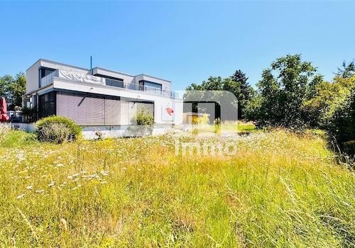 Großes Grundstück mit Baufenster