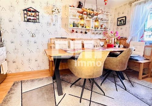 EG Esszimmer an Küche