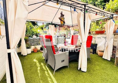 Souterrain Terrasse / Zugang Gartenbereich