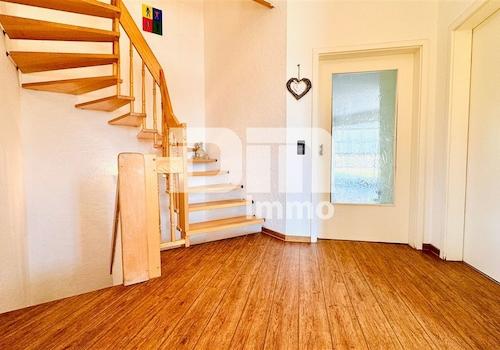 EG Flur / Diele / Treppenaufgang