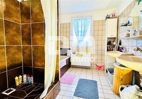 OG WE2 Badezimmer / Dusche / Wanne