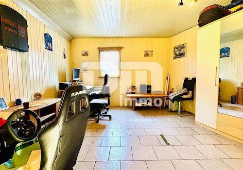 Nebengebäude OG Hobbyraum groß beheizt