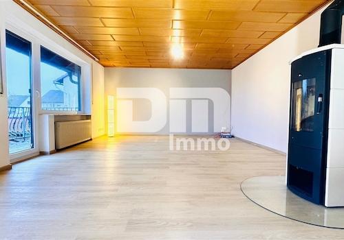 OG Wohn / Esszimmer / Zugang Kamin / Balkon