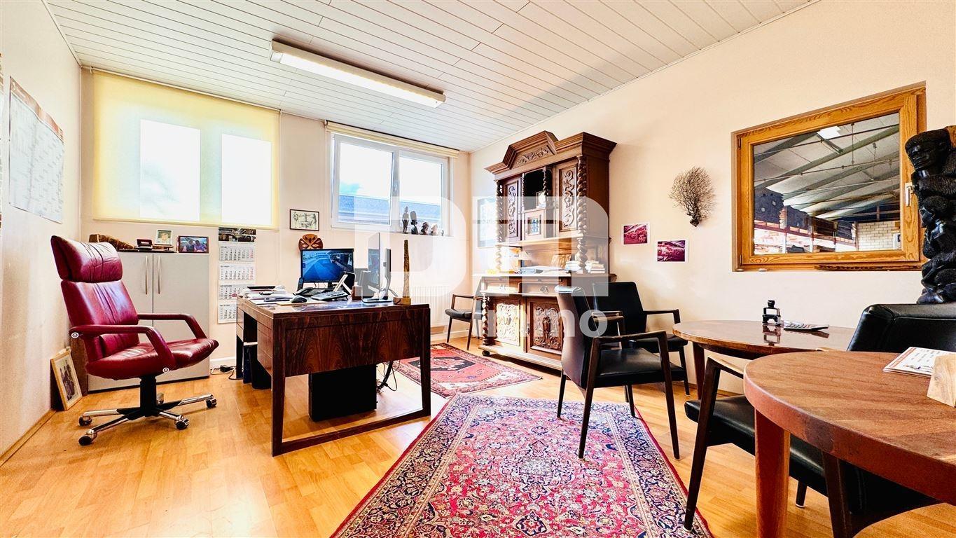 Büro 1