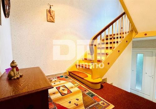 EG Treppenhaus / Haupteingang