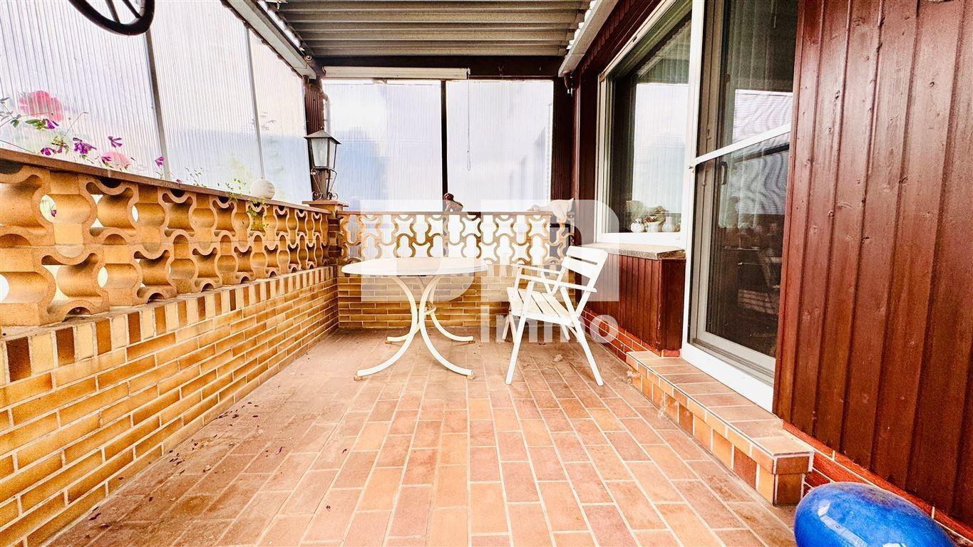 EG Terrasse / überdacht