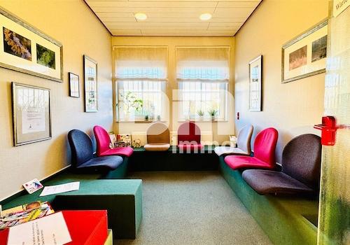 Einheit 1 Wartezimmer