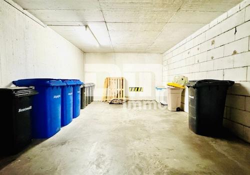 Tiefgaragenstellplatz