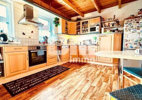 WE 3 - 2.OG / DG Küche mit Einbauküche offen