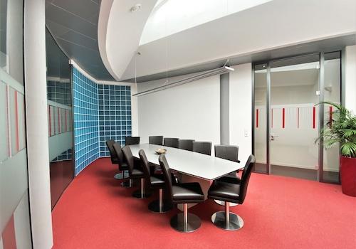 Gemeinschaftlicher Besprechungsraum