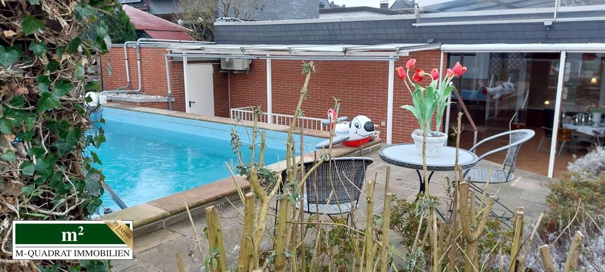 Schwimmbad