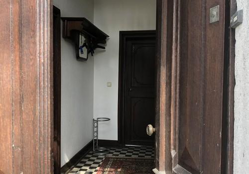 Repräsentativer Eingang