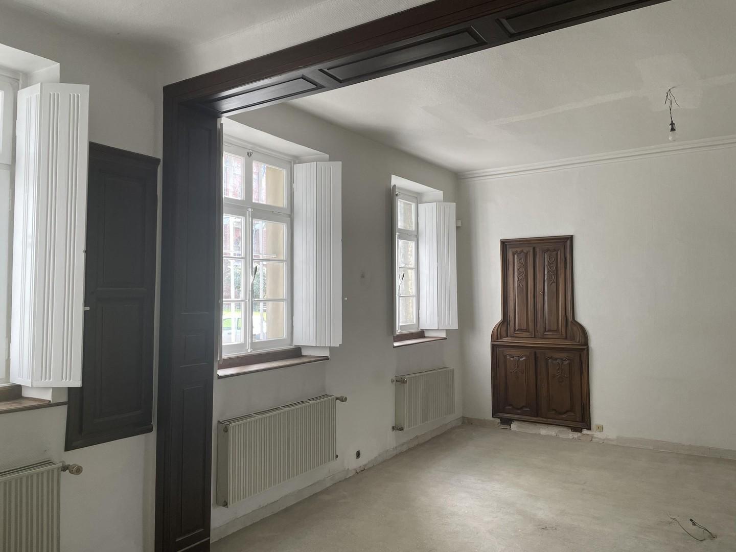 Büro 1.) großes Zimmer 