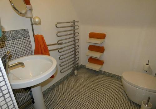 Badezimmer zur Wohnung 