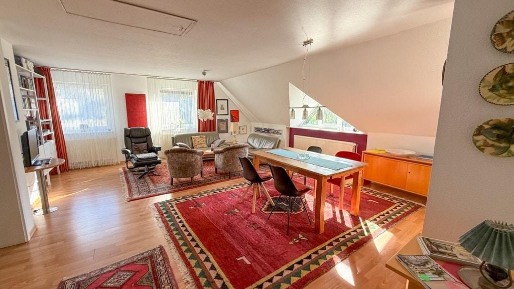 Wohnzimmer im Dachgeschoss der Wohnheit
