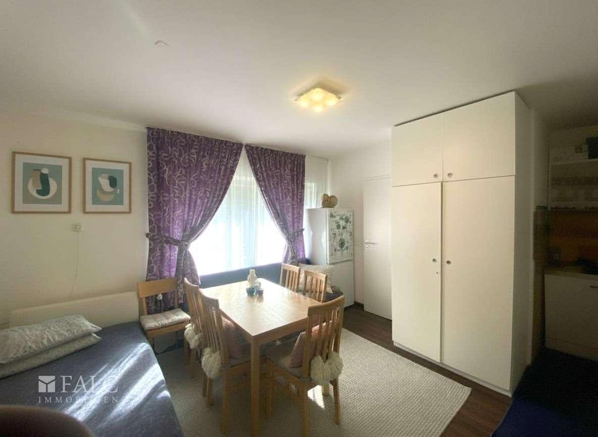 1.OG Einraumwohnung (2)