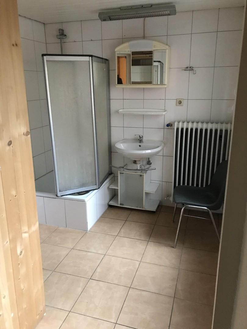 Badezimmer EG