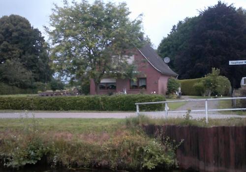 Ansicht von Straße her