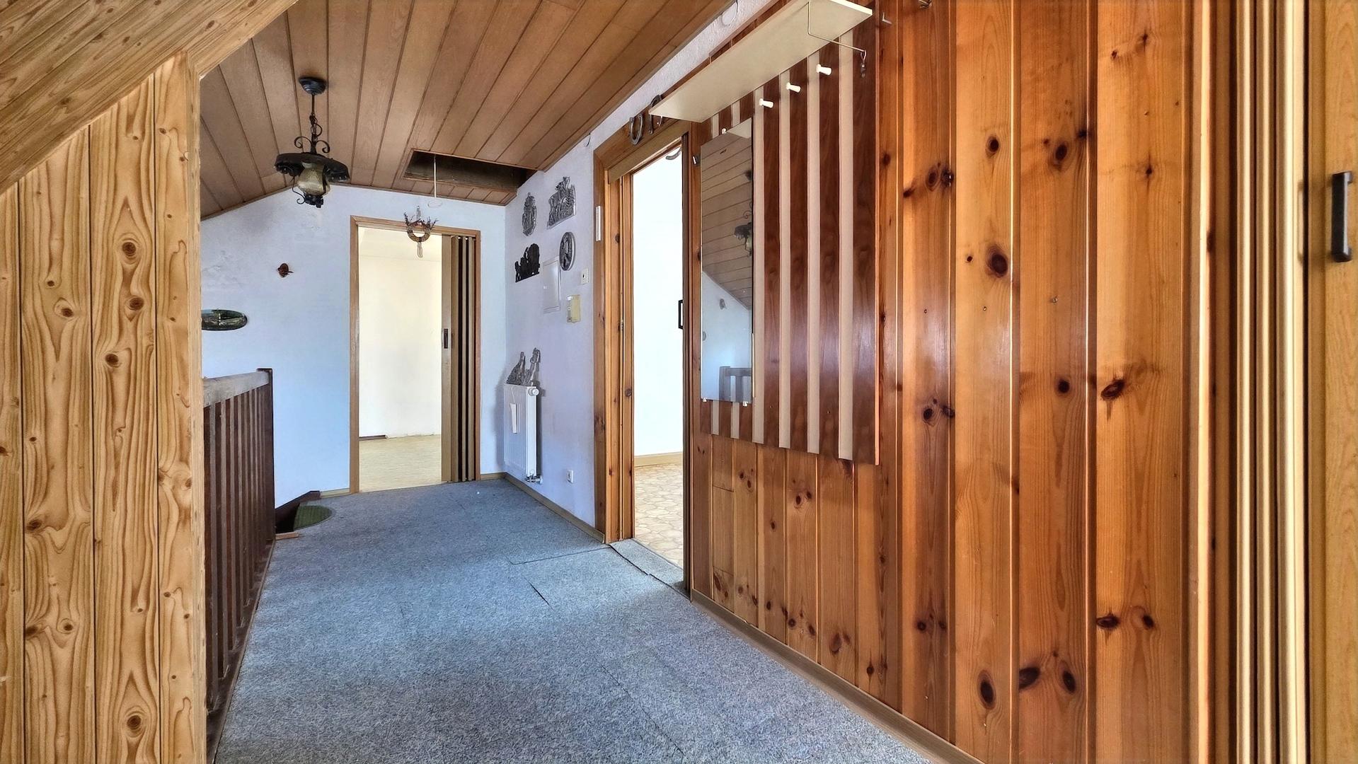 Flur Wohnung DG