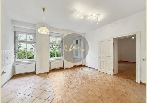 Raum 5 (Seitenflügel)