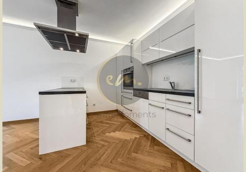 Küche (Nachbarwohnung)