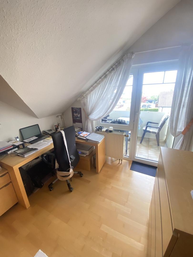 Kinderzimmer / Büro