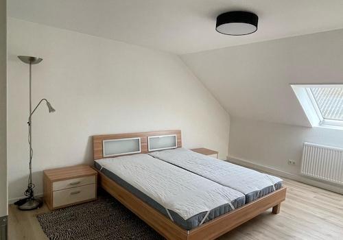Schlafzimmer B1