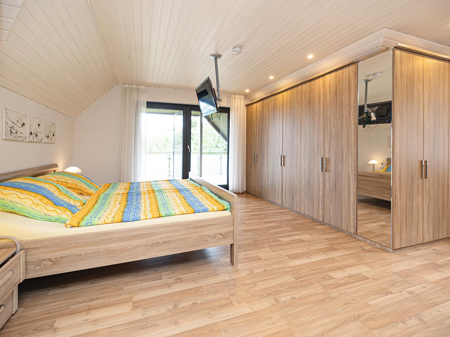 Schlafzimmer OG