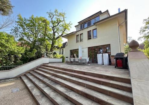 Property thumbnail 2