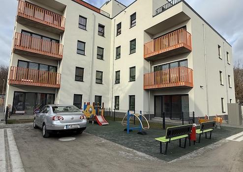 Property thumbnail 2