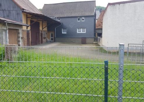 Provisionsfrei* Charmante Hofreite mit Scheune und Garage in Ranstadt - OT