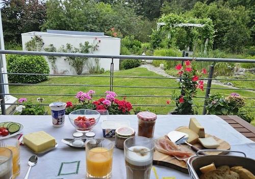 Frühstück auf der Veranda