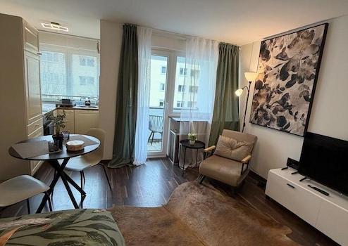 Property thumbnail 6