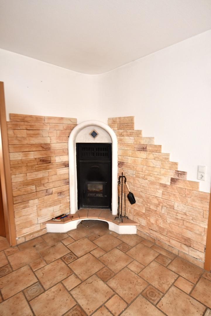 EG Diele Bestückung für Kachelofen