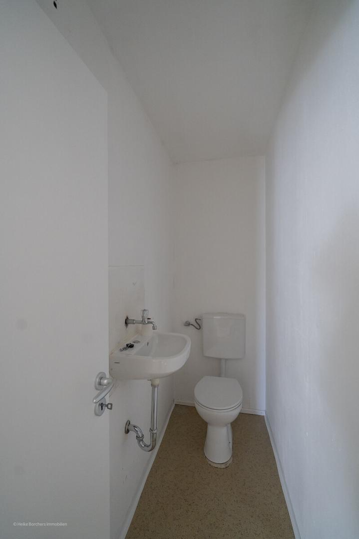 separate Toilette