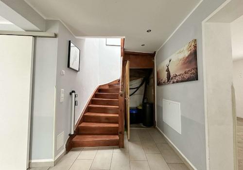 Zugang zum Keller und 1. OG