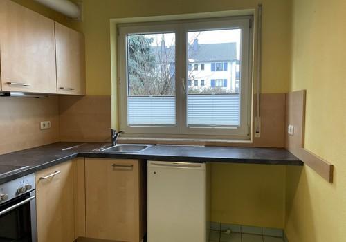 Küche mit Einbauküche