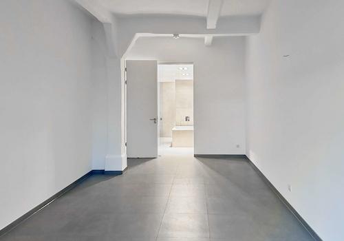 Schlafzimmer mit Bad en-suite