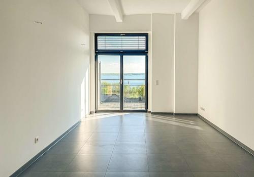 Elternschlafzimmer mit Seeblick