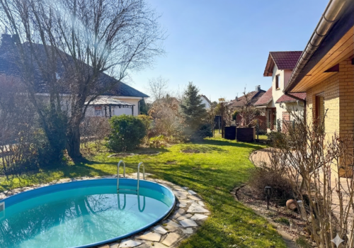 Schön angelegter Garten