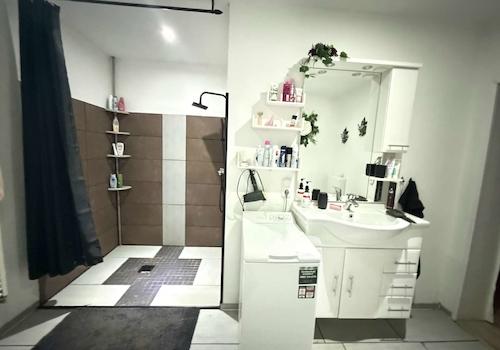 Bad Einliegerwohnung