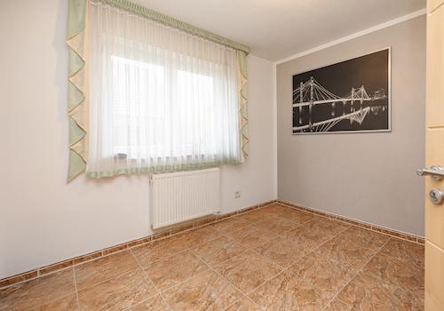 Büro im Erdgeschoss