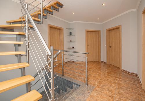 Treppe in den Spitzboden