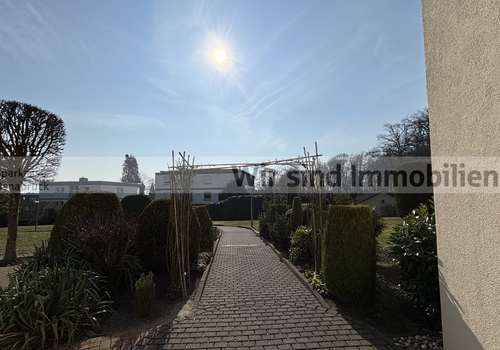 Weg Garten in den Ortskern