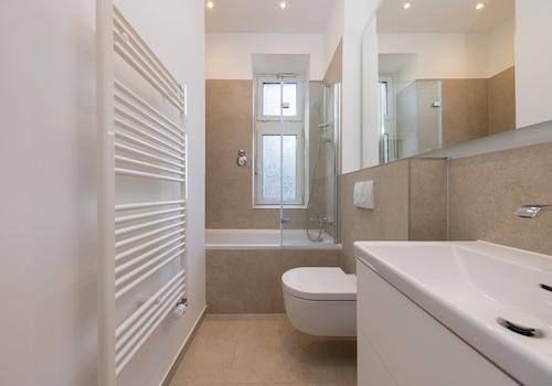 Tageslichtbad 1 mit Badewanne