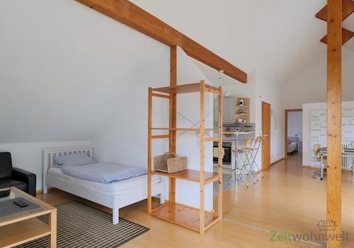 Gästebett im Wohnzimmer