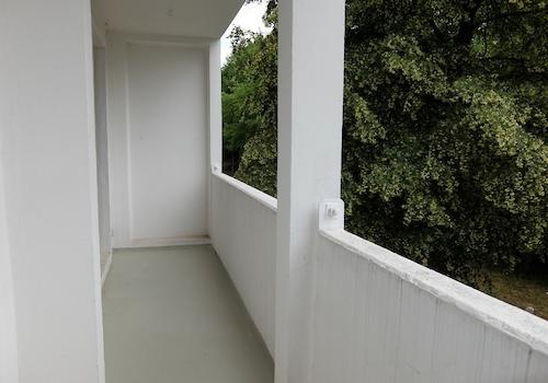 Muster großer Balkon