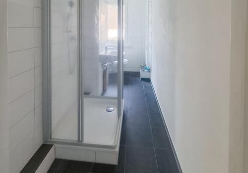 Duschbad mit Fenster